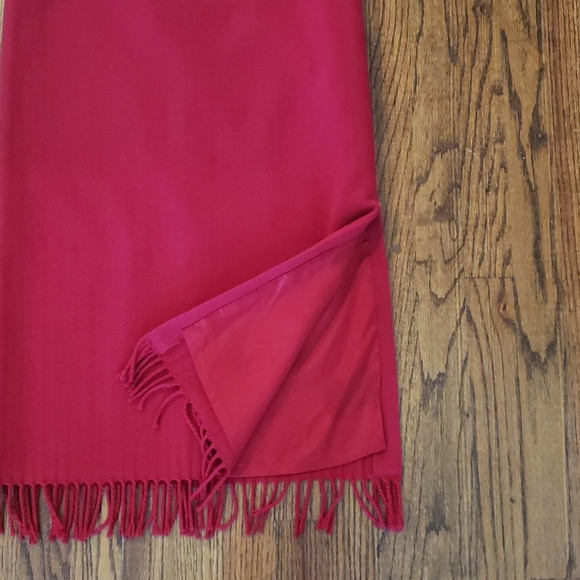 Dark red full-length wool skirt from Harold's - Picture 2 of 3